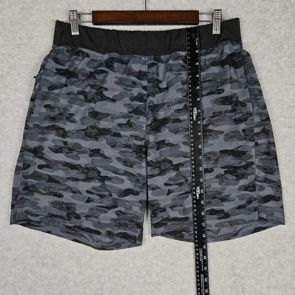 Free Fly Men Large Gray Shorts Breeze Active Camo Lined Athletic Gym Performance